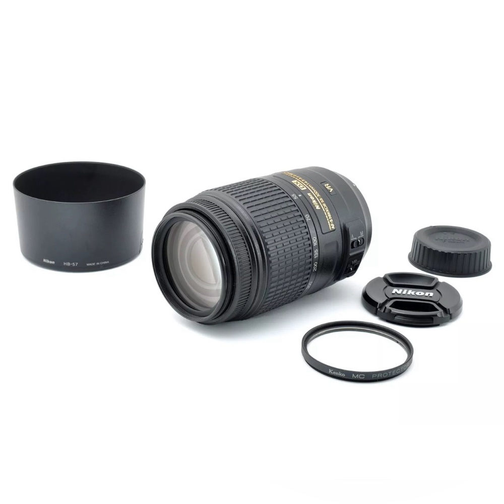 Nikon AF-S DX NIKKOR 55-300mm F/4.5-5.6GED VR Great Working Conditions Like New
